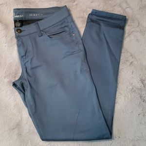 CP Jeans - Aqua Skinny Pants